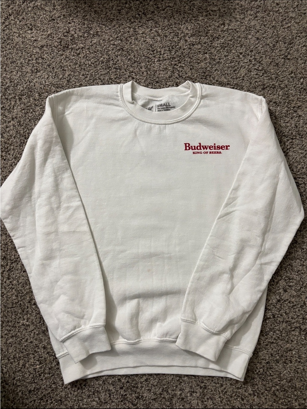 Budweiser White Crewneck with Red Logo - Classic Pullover